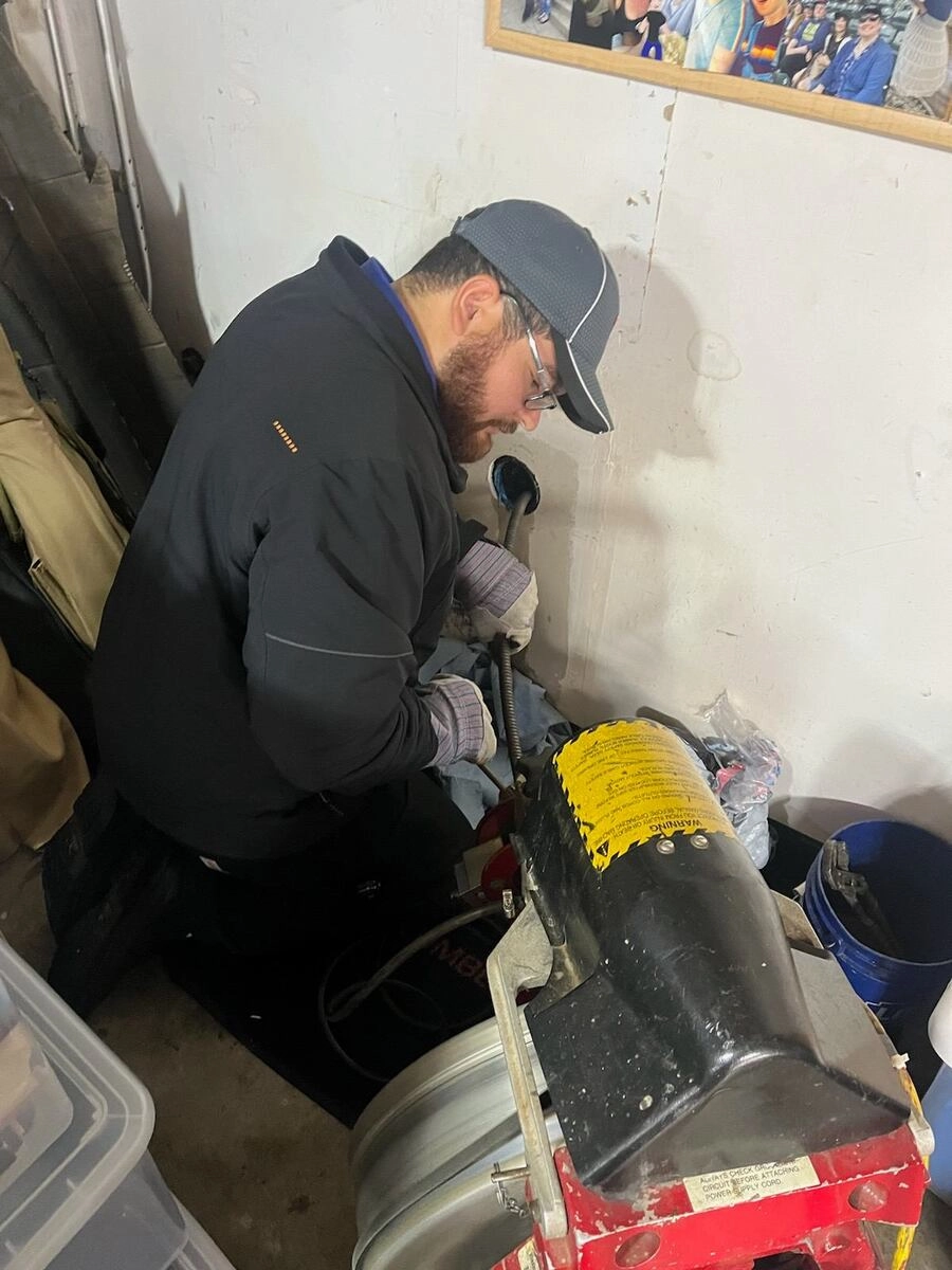 Leak Detection in Albany, IN